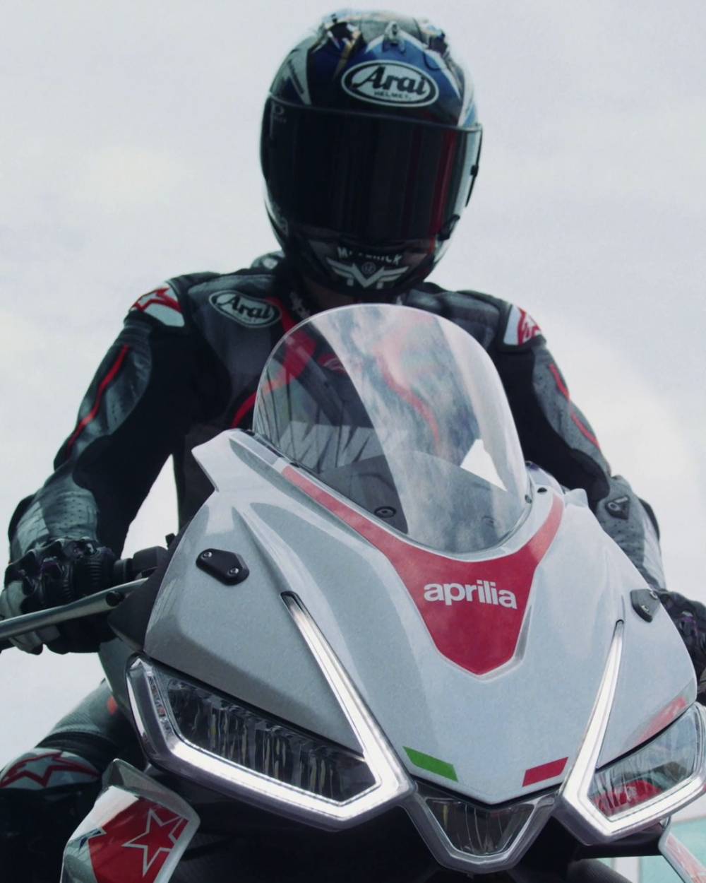 Vente gant moto à Saint-Maximin